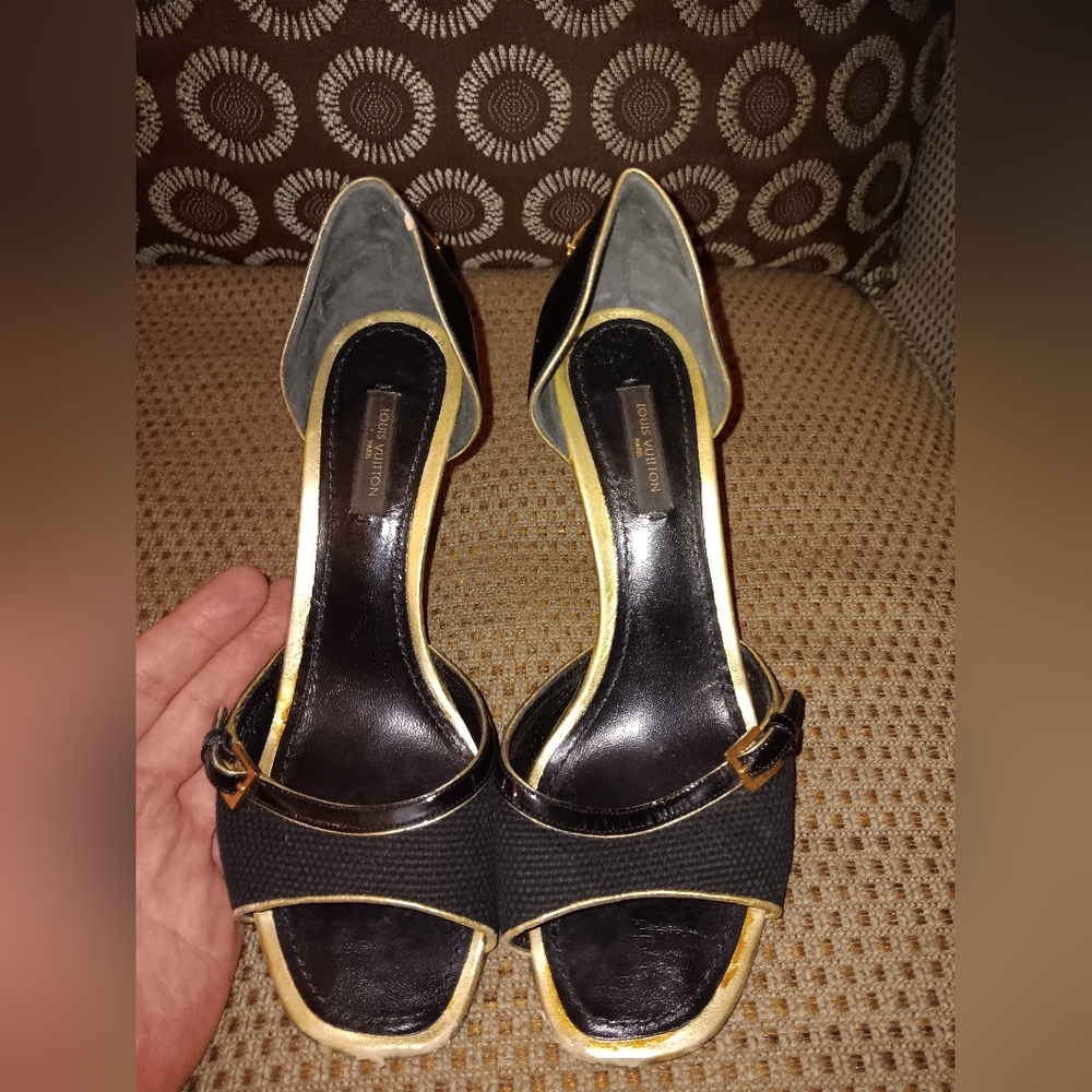Louis Vuitton Leather Heels Size 7